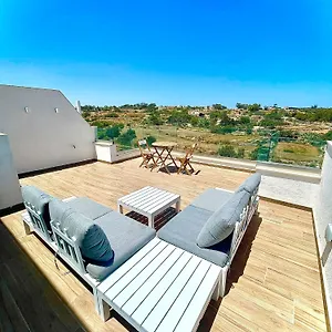Axtart Penthouse With Amazing Views Appartement
